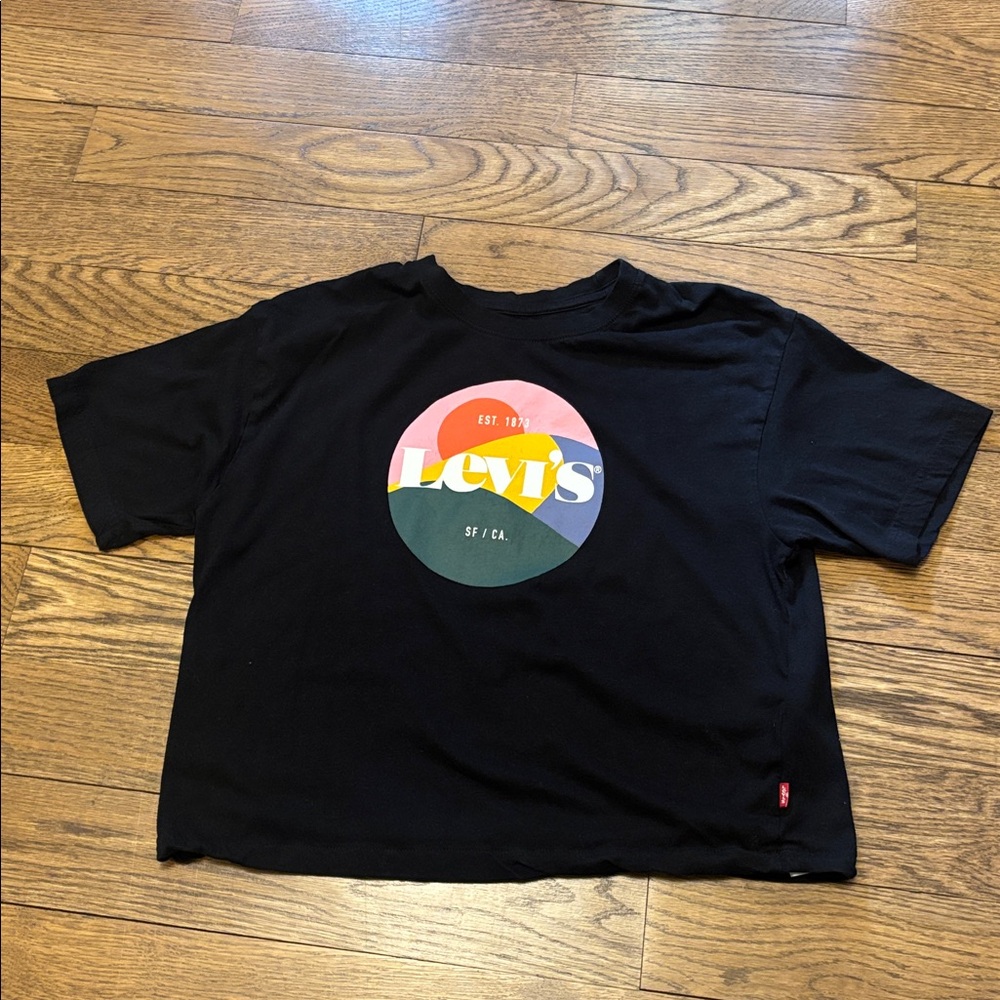 Levi's Black Tee with Multicolor Logo